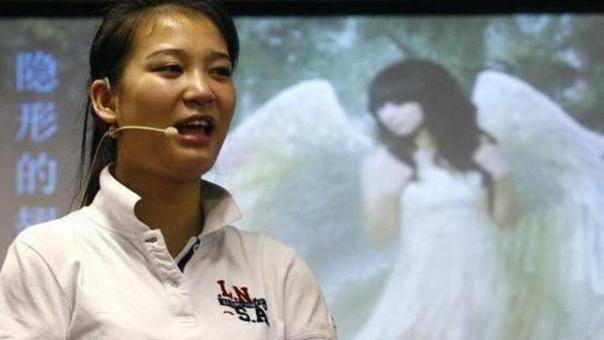 原创原创非诚勿扰无臂女孩留灯男嘉宾激动拥抱牵手如今怎样