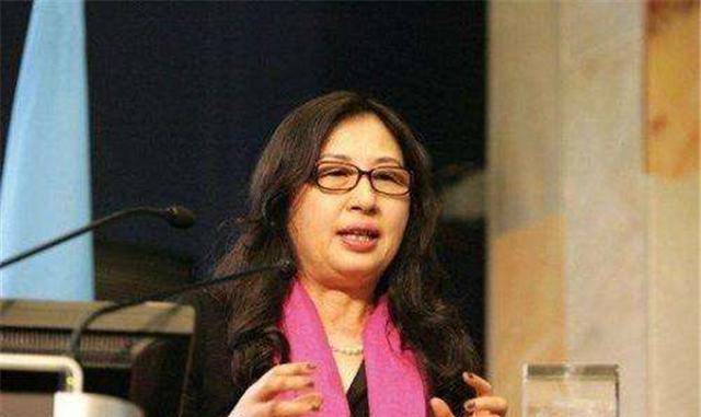 原创任正非卸任后此女凭实力当选华为董事长带领公司狂赚千亿