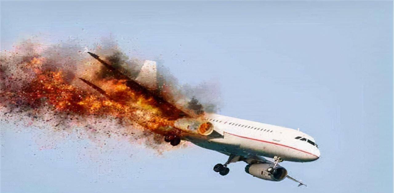 原创中国第一美女机长有多酷28岁晋升机长驾驶上百吨大客机满天飞