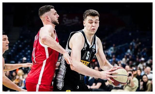 原创欧篮联强强对决巴斯克vs贝游击谁将笑傲最后一刻