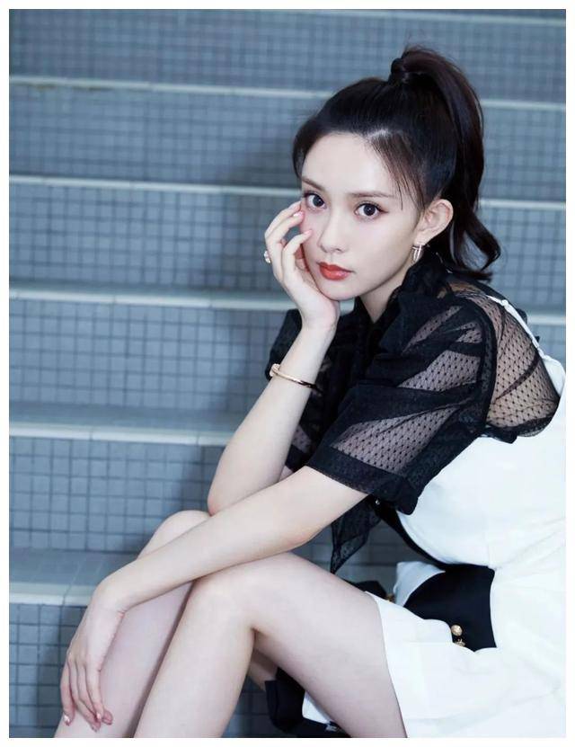 孟子义真性情美人展现实力与优雅古风韵味焕然一新