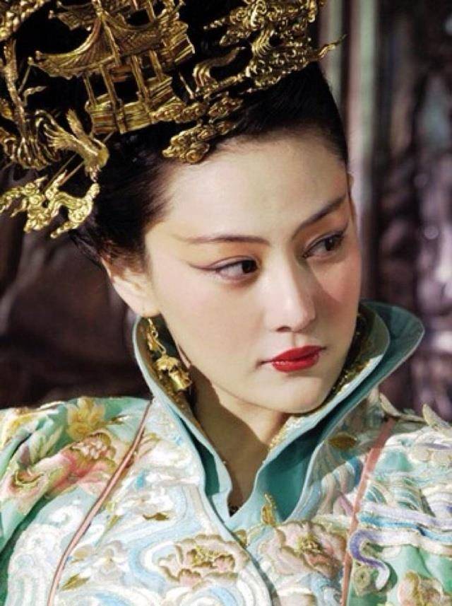 香港电视剧丑女当皇后图片