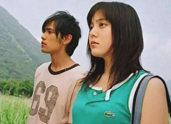 原创国外女演员穿着学生服去试镜导演这是正规剧组你不用这样