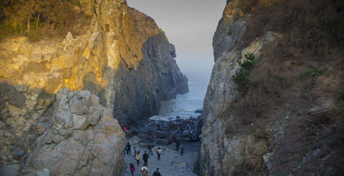原创福建有个东海仙境传说有仙人居住每年夏天还有罕见金观音奇景
