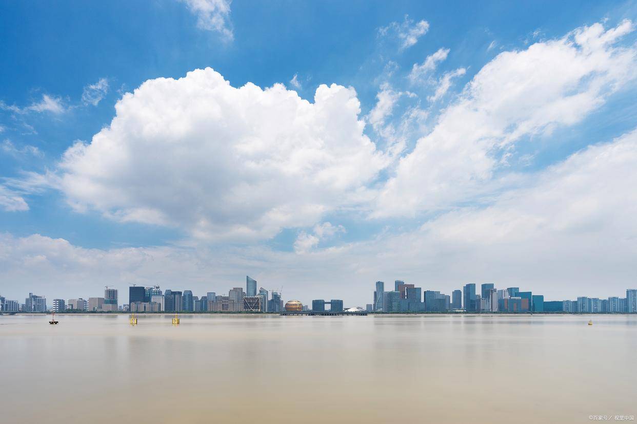 d3:参观御品匠坊和乌镇东栅景区,晚上可以选择住在乌镇景区外或者桐乡