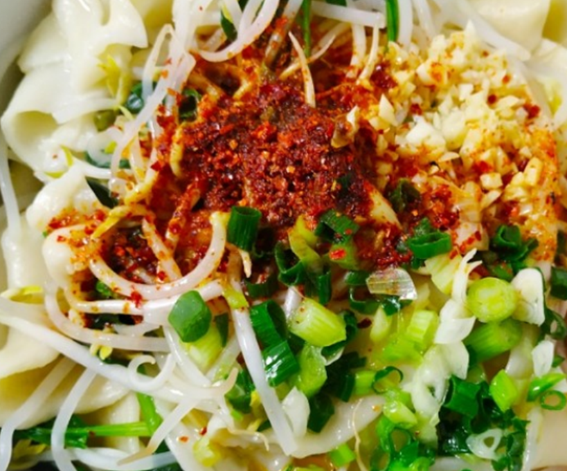 原创想要油泼面好吃牢记小窍门味道绝了吃着上瘾