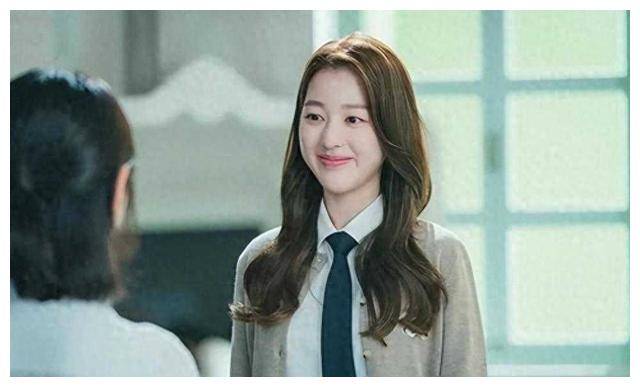 韩国新晋女演员获网友赞誉颜值演技双高令人过目不忘