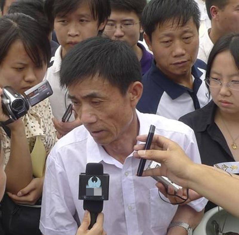 2009年季羡林故居藏书失窃盗贼竟是大学教授审讯时表情夸张