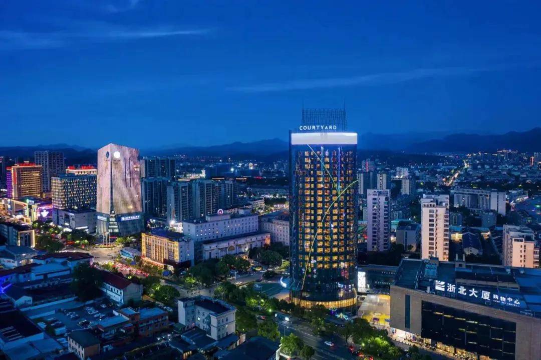 一山一水一叶一心安吉万怡酒店