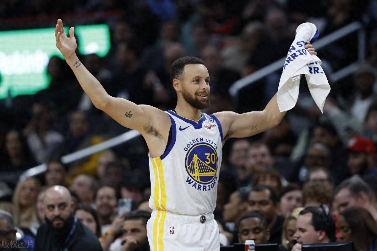 原创库里职业生涯三分球命中总数突破3700球森林狼6人得分上双擒勇士