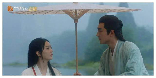 赵丽颖林更新出演演技遭质疑赌气离场现象人忧虑