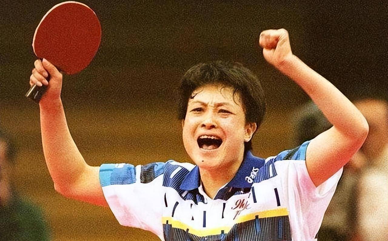 原创击败邓亚萍大喊哟西的小山智丽入籍国外后下场如何