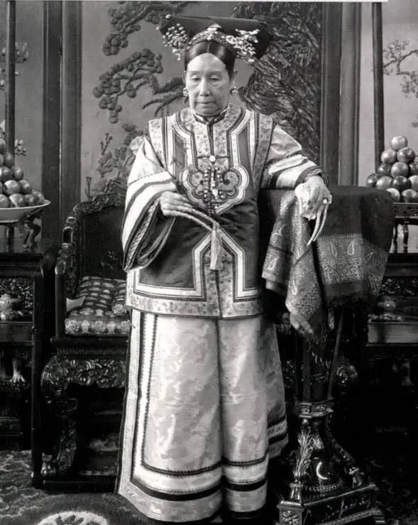 奕劻本_义和团_载漪