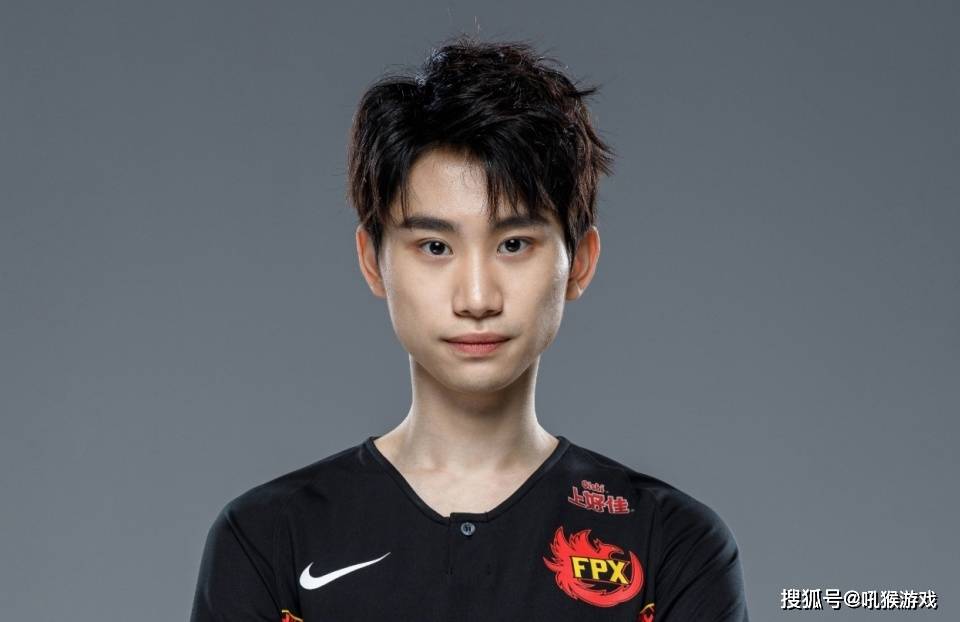 原创硬币哥成网逃了某律师透露doinb问题再也看不到他直播了