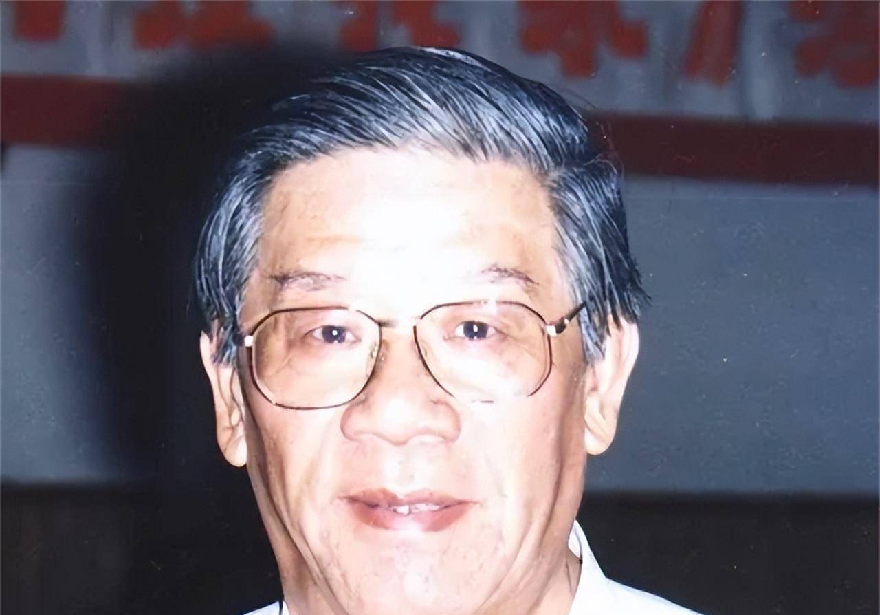 1949年美国间谍潜伏在清华大学,被我国著名影星轻松识破,他是谁_李克