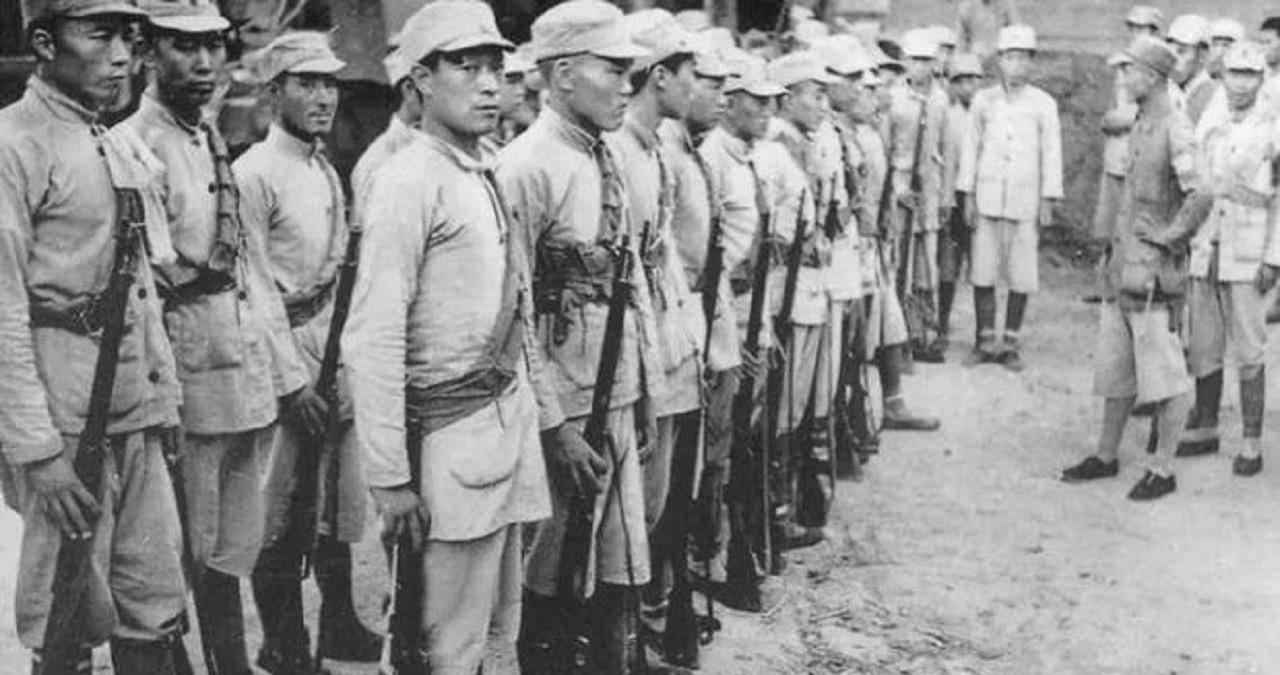 原创1943年副司令周希汉迁就下属导致部队被包围200多人牺牲