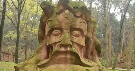 原创楚国为何以国名来纪念一位难产剖腹而死的楚先君的妻子