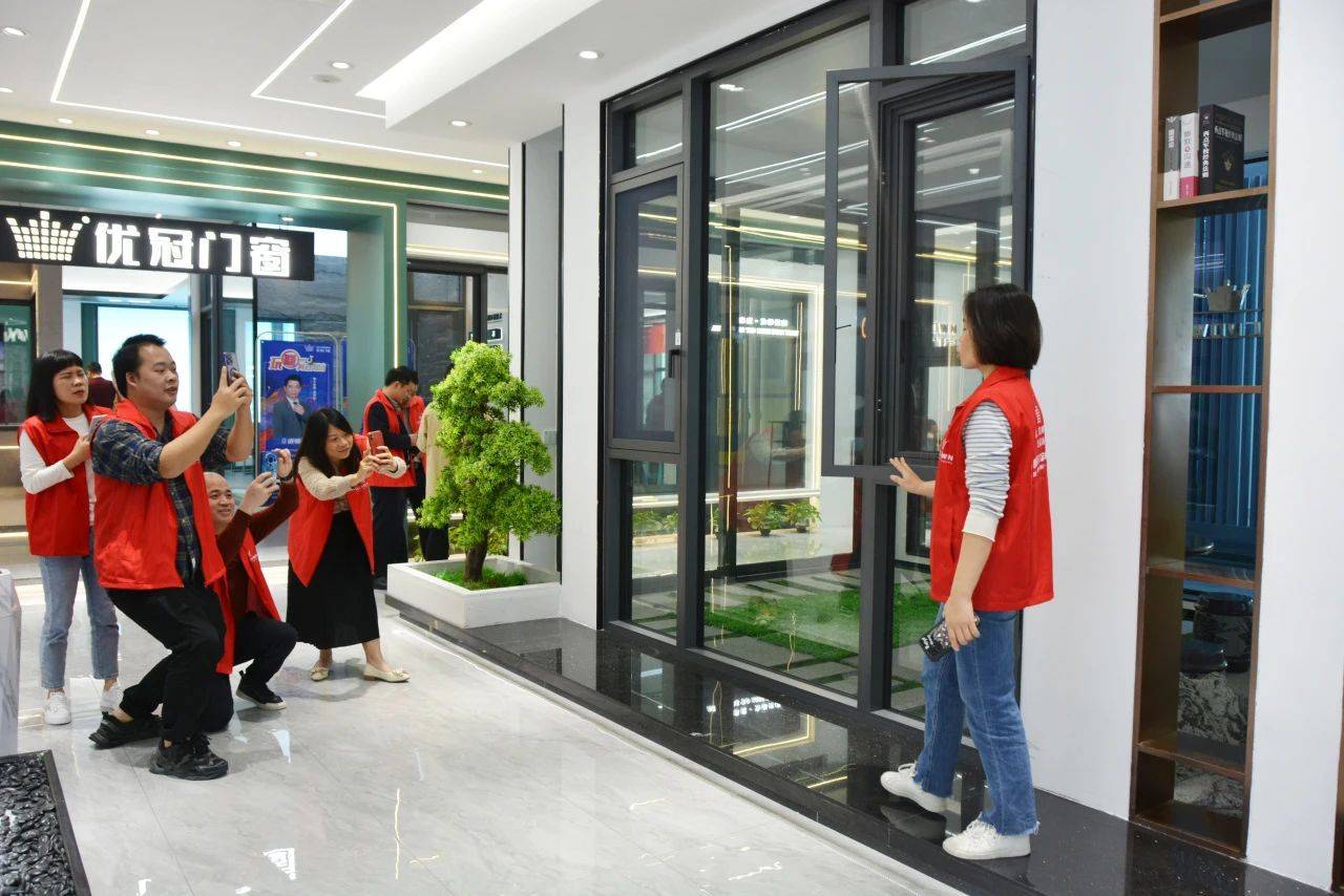 玩赚抖音同城优冠门窗抖音特训营助力品牌腾飞业绩翻倍