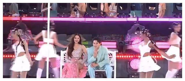 以及这两对持续火热的情侣档jamesjirayu和bellacampen,mario和taew