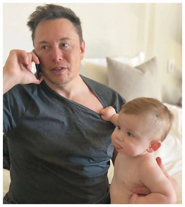 边恋爱,边跟马斯克打官司_grimes_anyma_男友