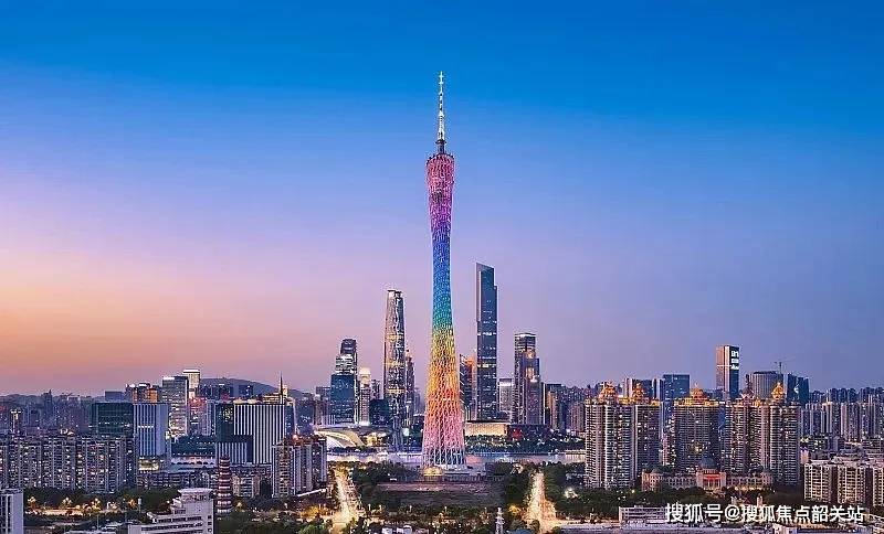 1万㎡逸璟广场,周边约2km内享万科里,燕汇广场,乐峰广场,富力海珠城等