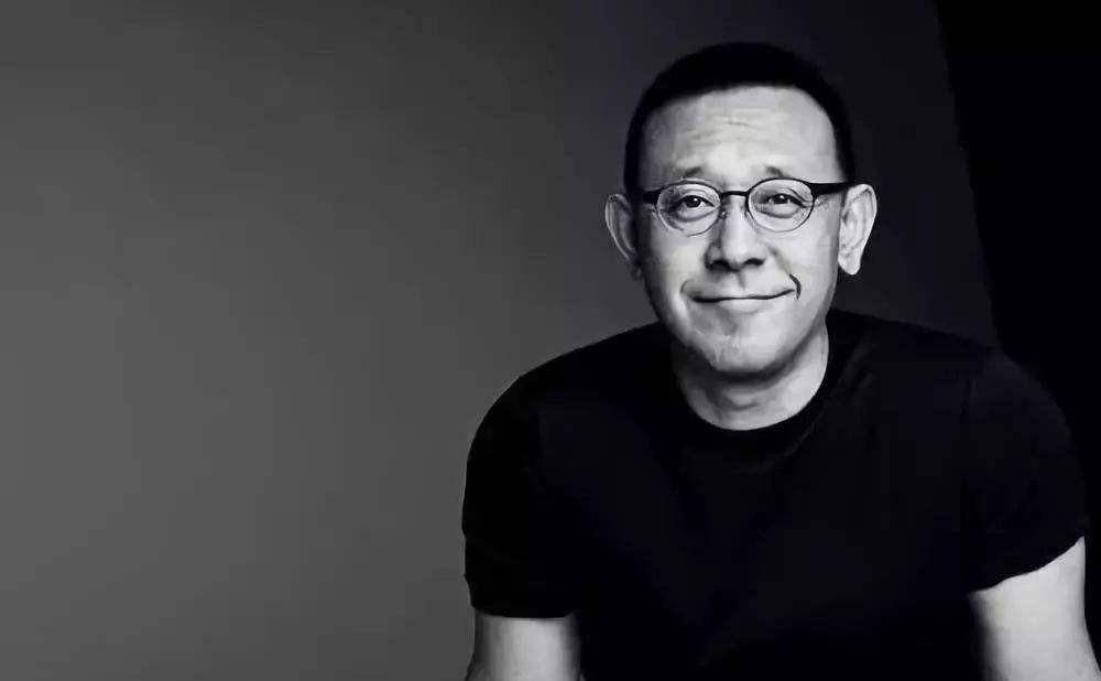 刘大印满怀希望地找到了姜文,姜文接到邀请之后想都没想,当场拒绝了