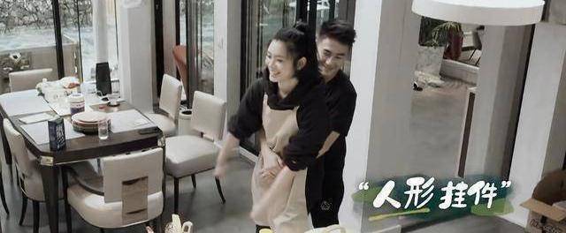 原创原创幸福三重奏开播何猷君奚梦瑶夫妇参加节目被批洗白圈钱