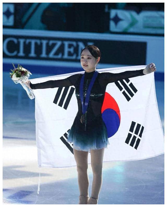 花滑世锦赛女子单人滑坂本花织勇夺三连冠中国遗憾缺席