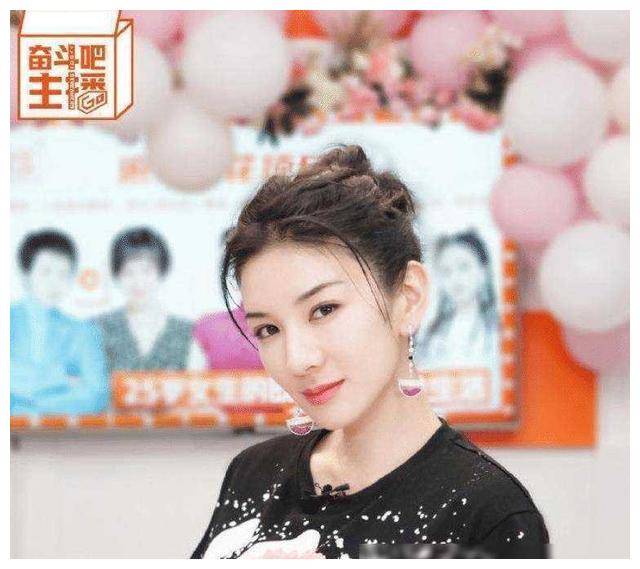 原创黄奕大胆讲话评论过于真实黄奕谈头发秃镜子干净