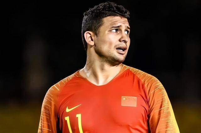 艾克森费南多重返国足大名单,燃爆畅谈中国足球新篇章_费尔南多_球员