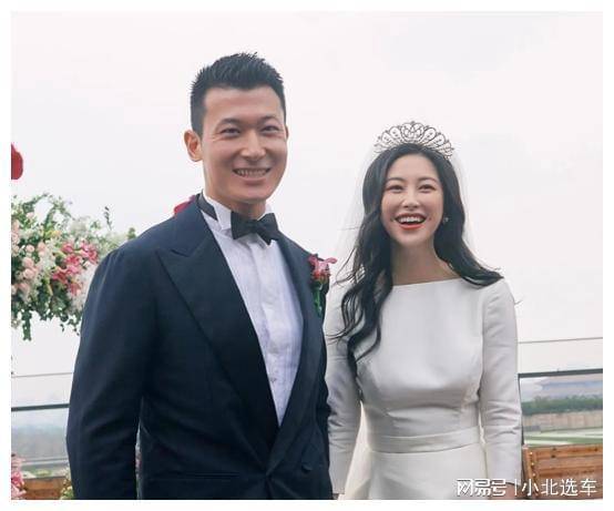 看完她压箱底的私照,我终于明白了_朱珠_拉波·埃尔坎_身材