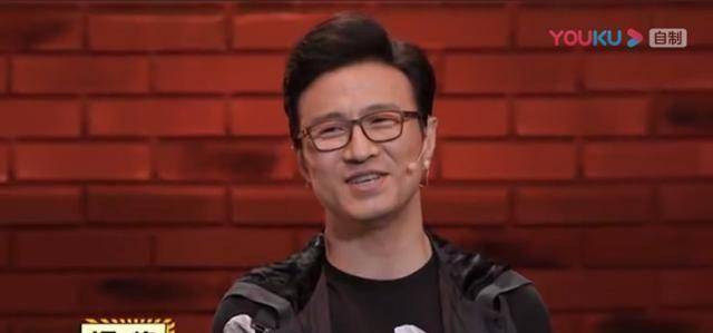 而且,她说话非常得体,在提到达斡尔族的时候,用了一个很书面的称呼"极