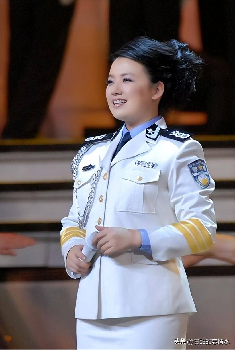 武警文工团 女演员图片