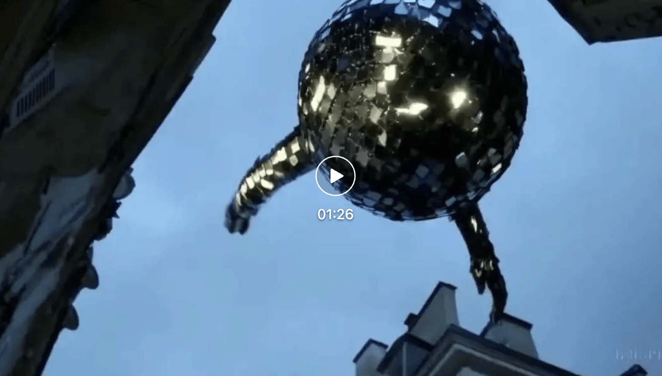 表示,「与 sora 合作是我第一次感受到作为一名电影制片人不受束缚