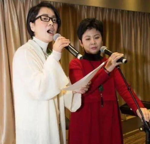 原创歌唱家董文华唱歌唱来一个老公一心一意爱了39年