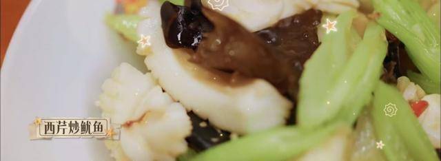 原创向往6黄磊做一桌菜任子威成干饭人弹幕干饭不狠地位不稳