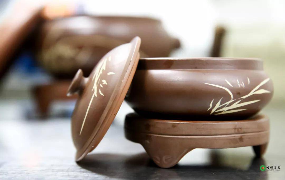 云南_紫陶_七彩