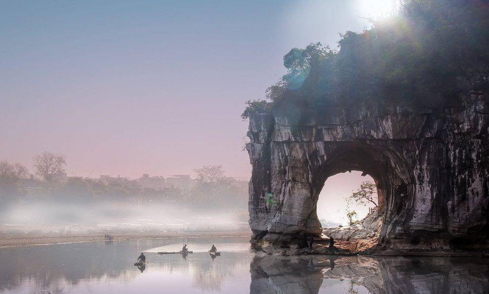 桂林风景图象鼻山图片