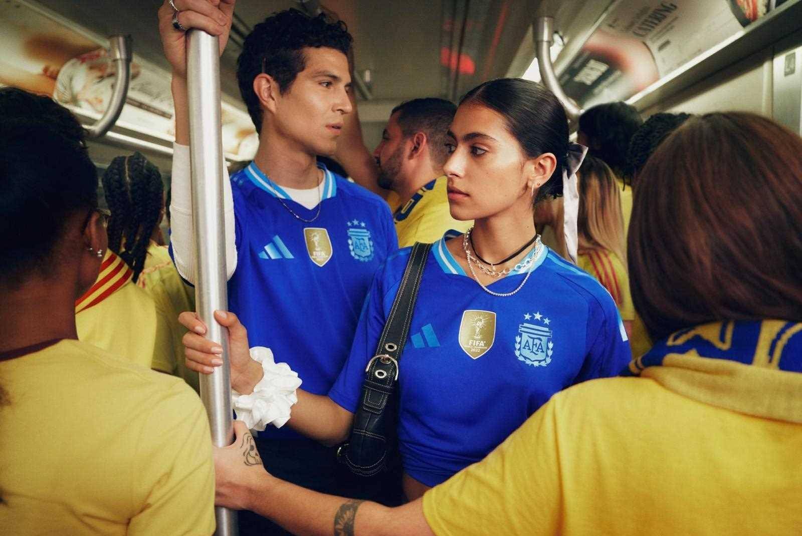 我们力求打造出彰显顶尖实力的系列产品,同时将各个地方丰富多元的