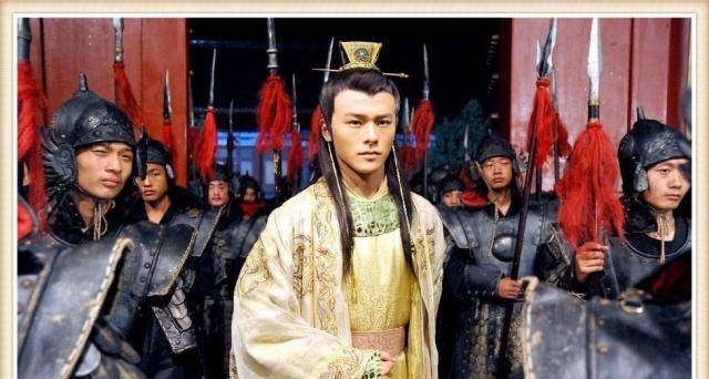 堂堂万历皇帝,为何在即位初期混得这么怂?_张居正_嘉靖_权力