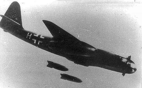 实战中,绰号"闪电"的ar234b表现出了惊人的战斗力.