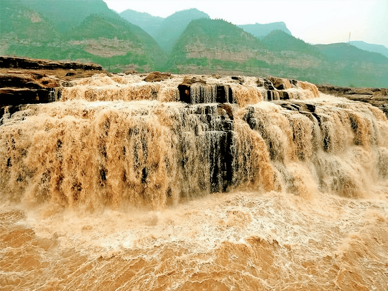 黄河边风景图片