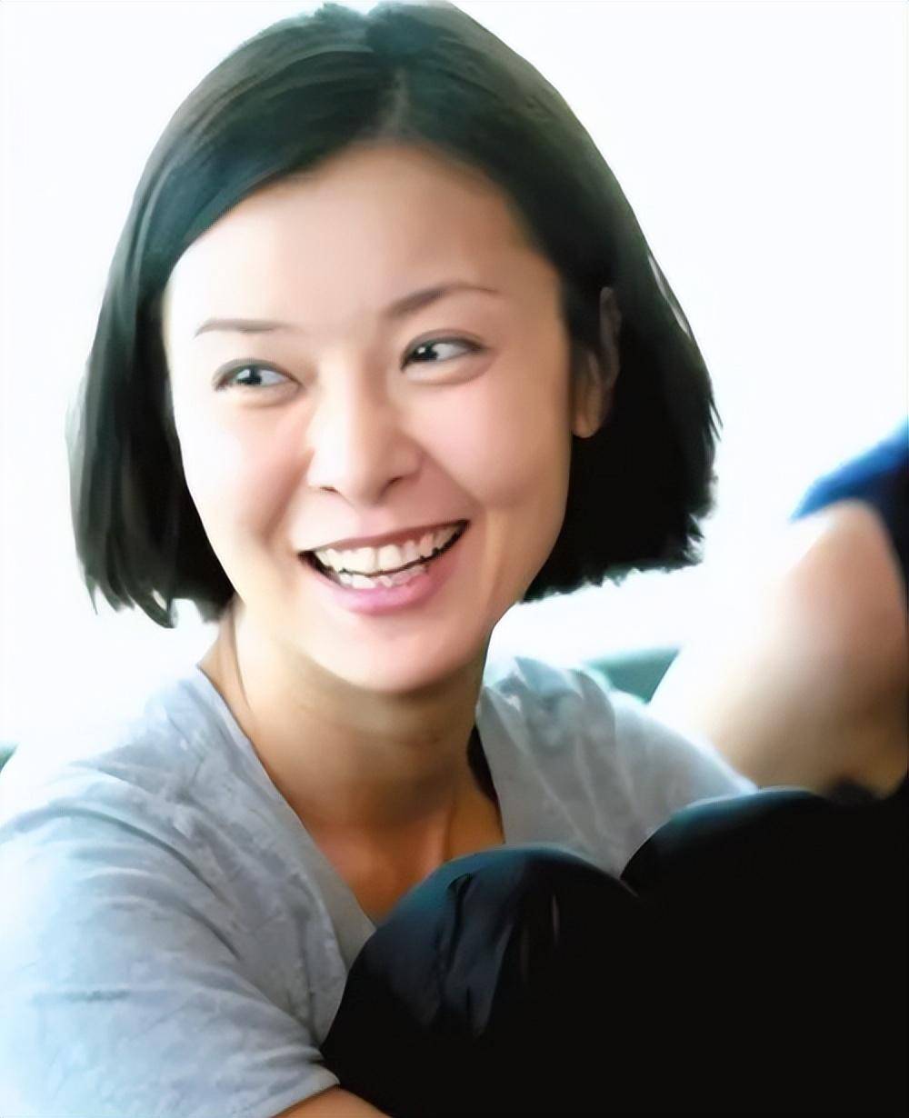 28年后再看柯蓝与李亚鹏,才明白什么是魔高一丈道高一丈