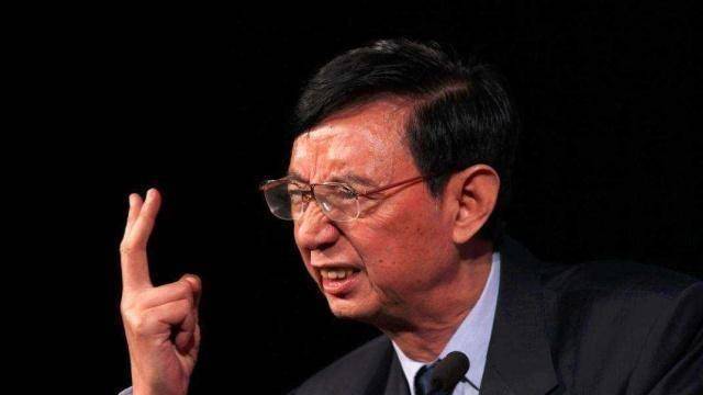 大多数人都能想到两个元老级的人物,一个是宗申集团的老板左宗申,另一