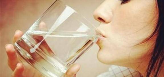 为何有人一喝水就有尿有些人喝水很多却很少去厕所早知早好