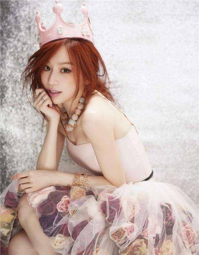 那些我们曾经爱过的歌手,原来不进步,就意味着被放弃_杨丞琳_王心凌