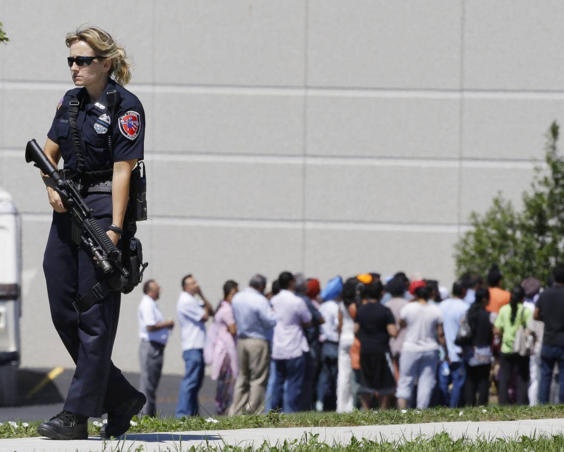 美国的警察文化与我们大不相同,美国警察在执行任务时,首先要确保的就