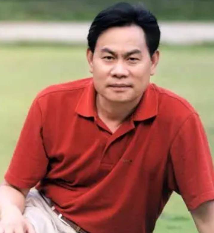 丽水首富黄巧灵29岁辞职借2000元创业建宋城帝国身家165亿