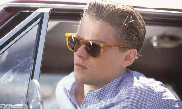 此人的经历传奇曾被拍成电影,一生的经历可以用"开挂"来形容_阿巴内尔