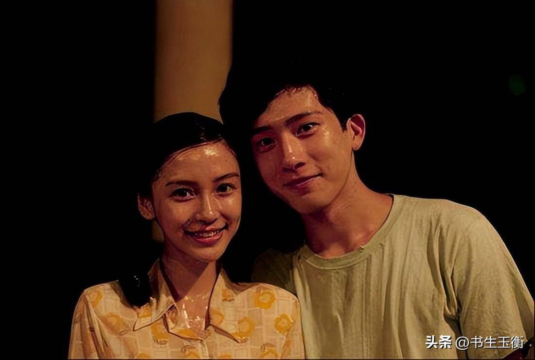 紧随其后就和郭富城,刘若英出演了爱情片《全球热恋》.